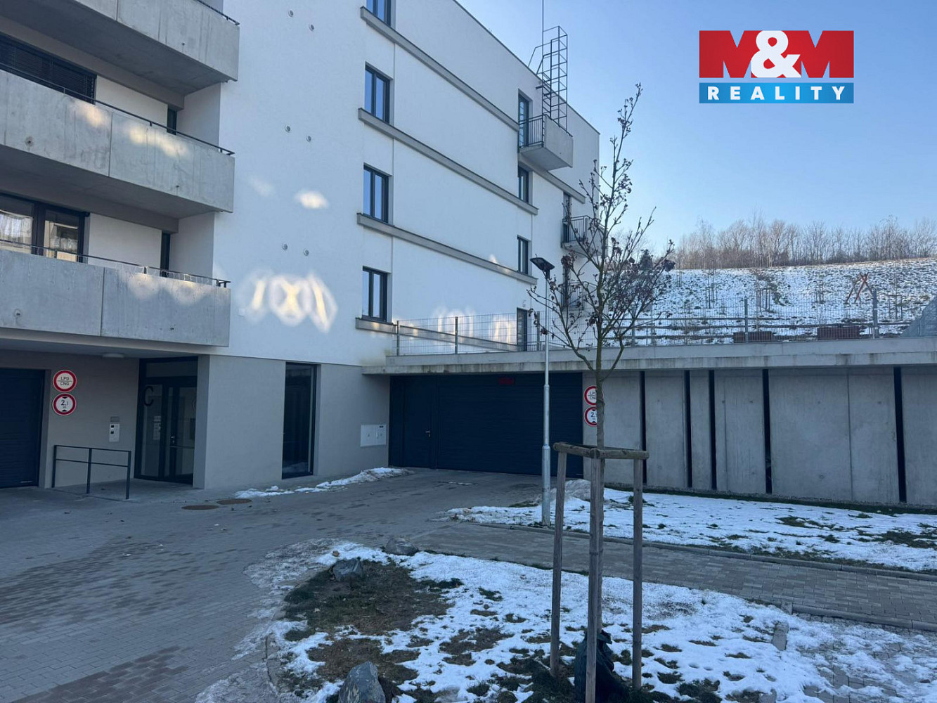Prodej garážového stání, libčice nad vltavou, pod hliníkem — photo 4