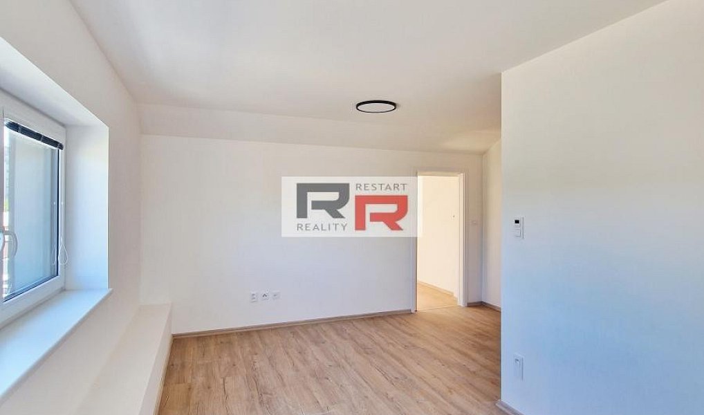 Pronájem bytu 2+kk 45 m², Šternberk – náhled fotky 4