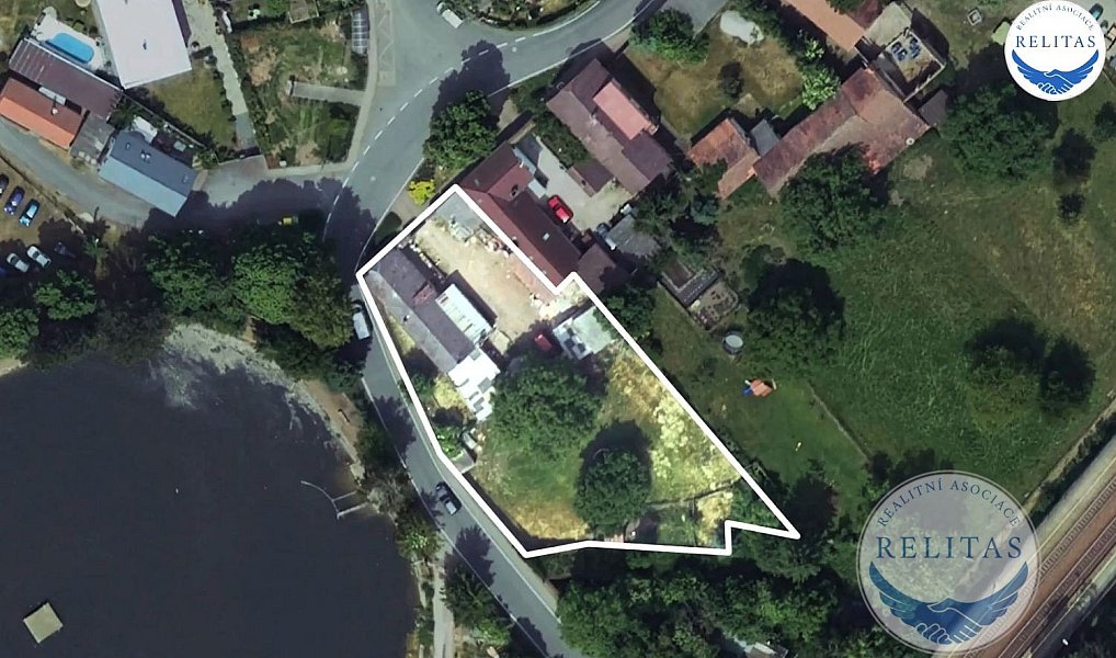Prodej domu 124 m² s pozemkem 1 873 m², Králův Dvůr – náhled fotky 2