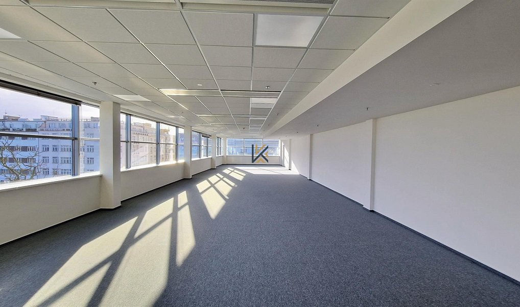 Pronájem kanceláře 505 m², Praha – náhled fotky 3