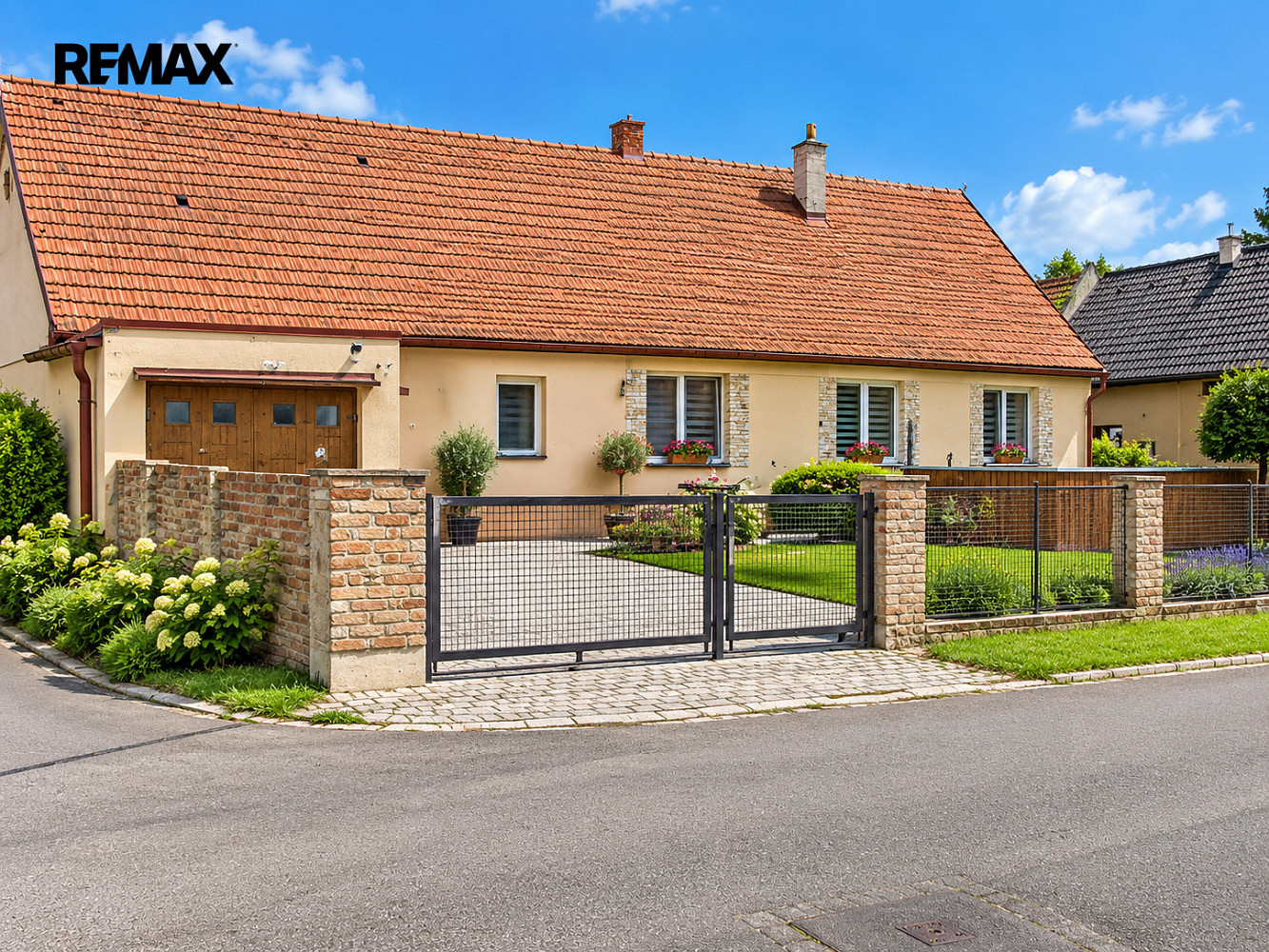 Prodej domu 150 m² s pozemkem 241 m² – fotografie 2