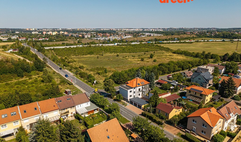 Prodej domu 200 m² s pozemkem 380 m², Praha – náhled fotky 46