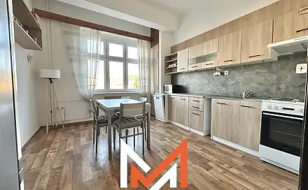 Pronájem bytu 2+1 66 m², Běloveská, Náchod