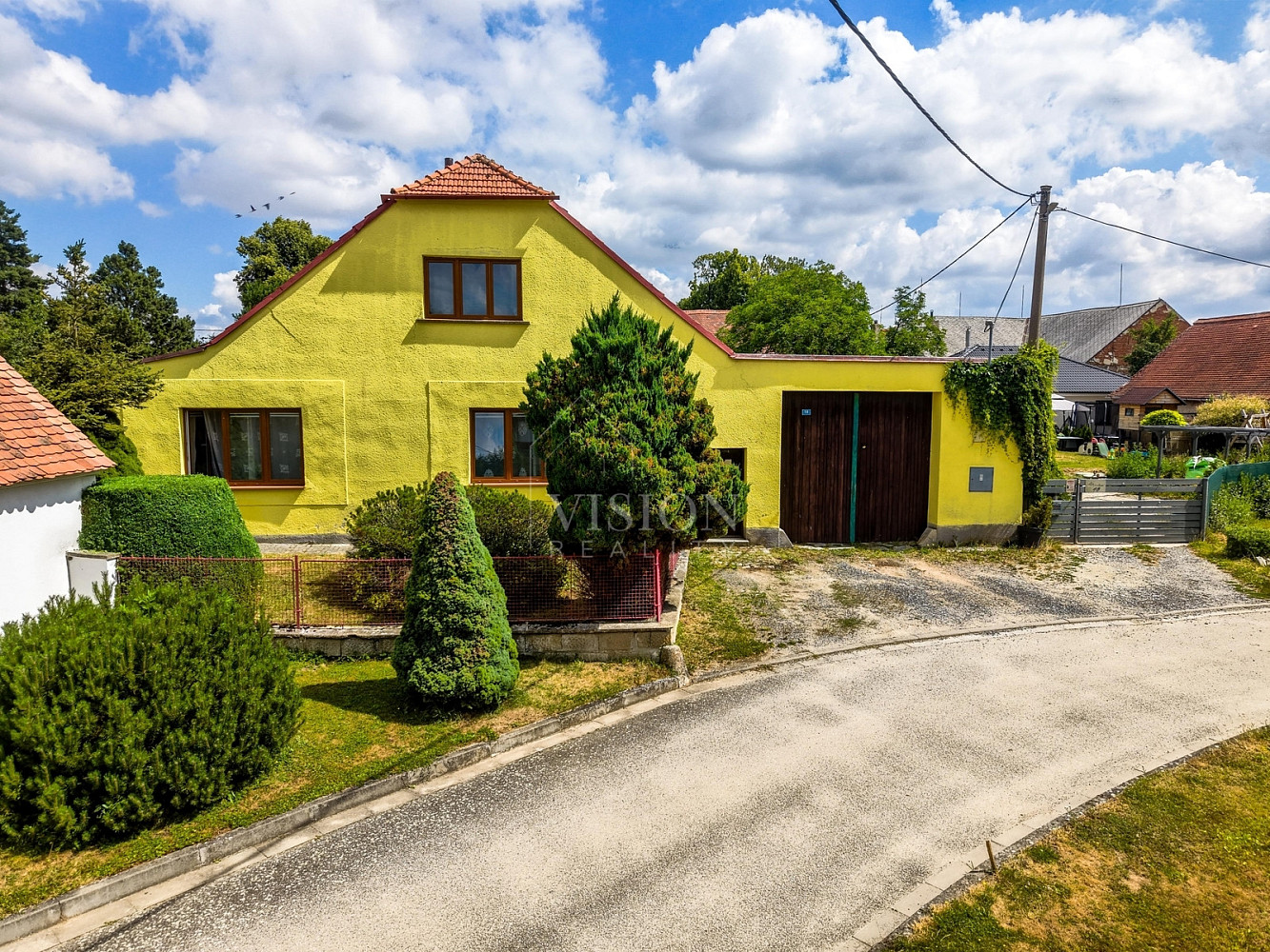 Prodej domu 198 m² s pozemkem 1 268 m²