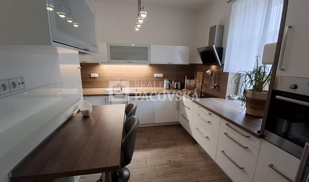 Pronájem bytu 3+1 88 m², Ústí nad Labem – náhled fotky 6