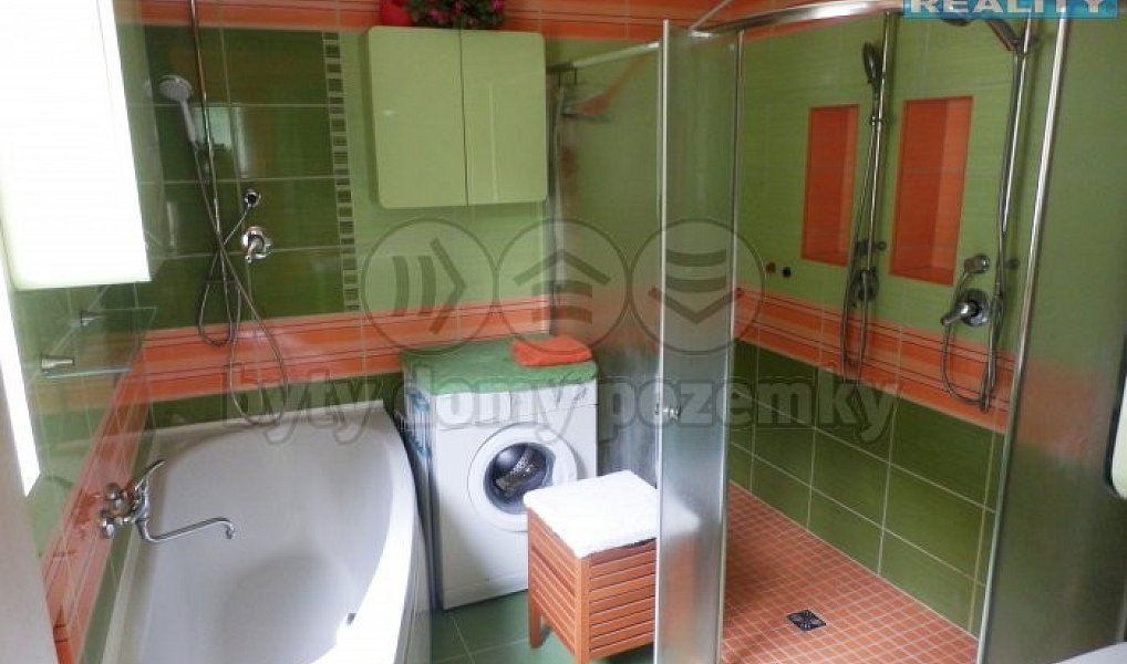 Prodej obchodních prostor 1 146 m², Kraslice – náhled fotky 2