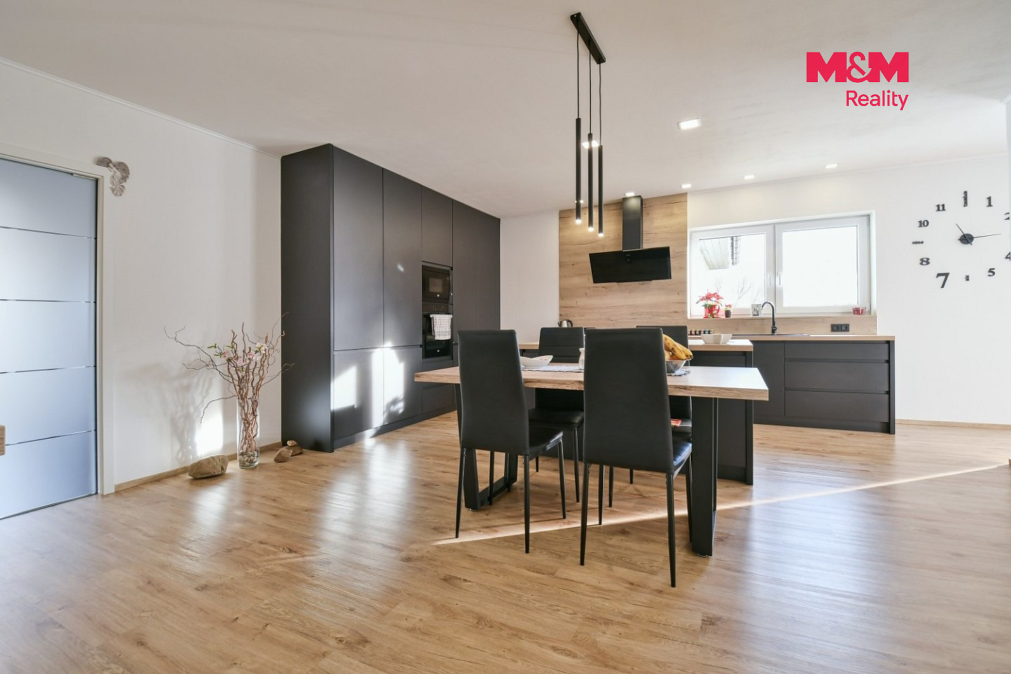 Prodej domu 114 m² s pozemkem 1 967 m² — photo 2