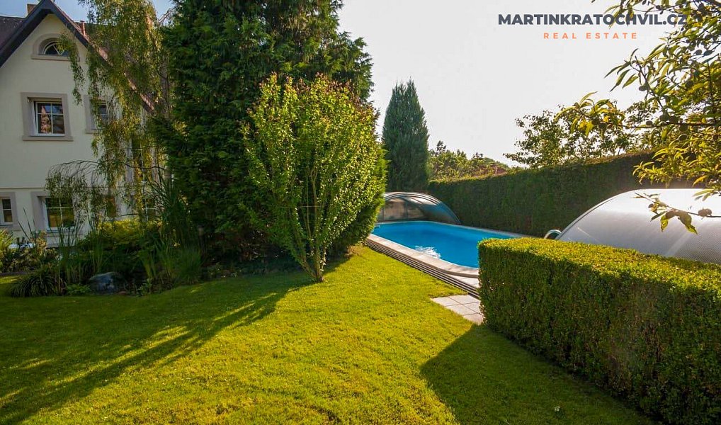 Prodej domu 312 m² s pozemkem 927 m², Praha – náhled fotky 4