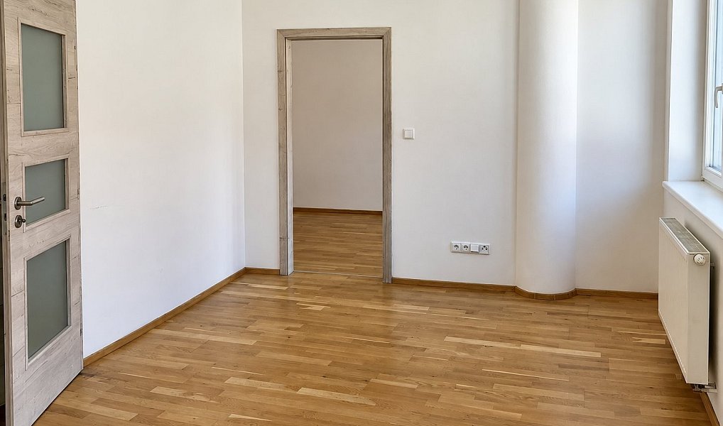 Pronájem bytu 2+kk 40 m², Česká Lípa – náhled fotky 2