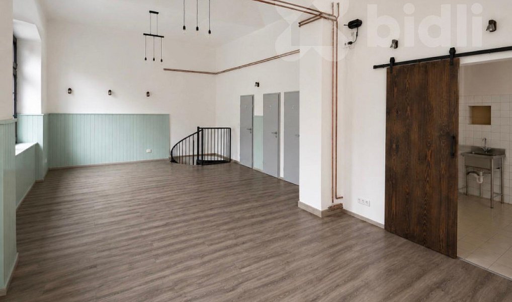 Pronájem obchodních prostor 151 m², Praha – náhled fotky 2