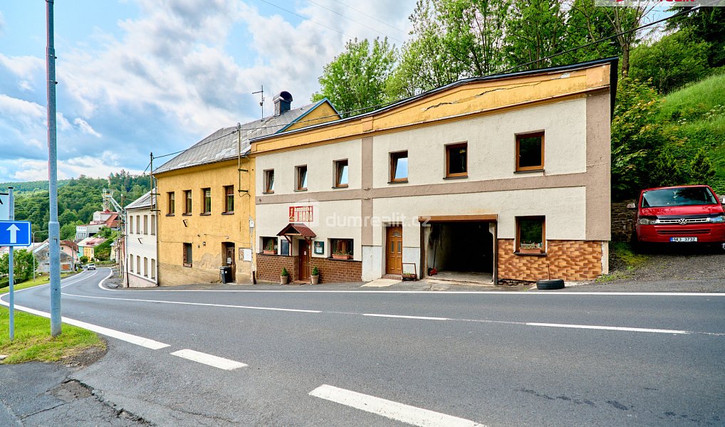 Prodej domu 380 m² s pozemkem 489 m², Jáchymov – náhled fotky 16
