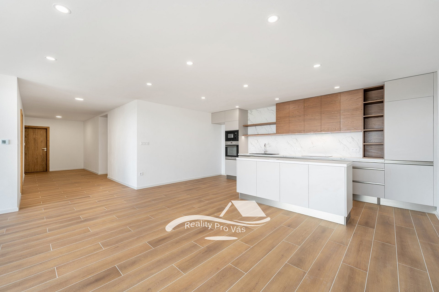 Pronájem bytu 3+kk 100 m²