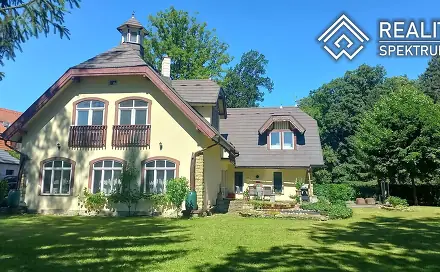 Prodej domu 460 m² s pozemkem 3 238 m², Albertova, Žamberk, okres Ústí nad Orlicí