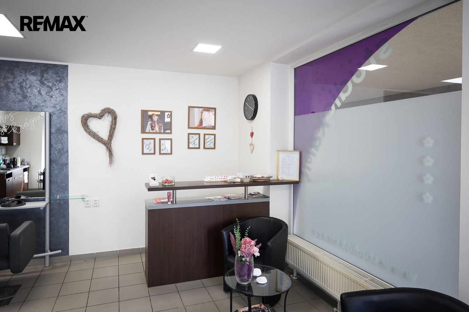 Prodej obchodních prostor 75 m² – fotografie 3