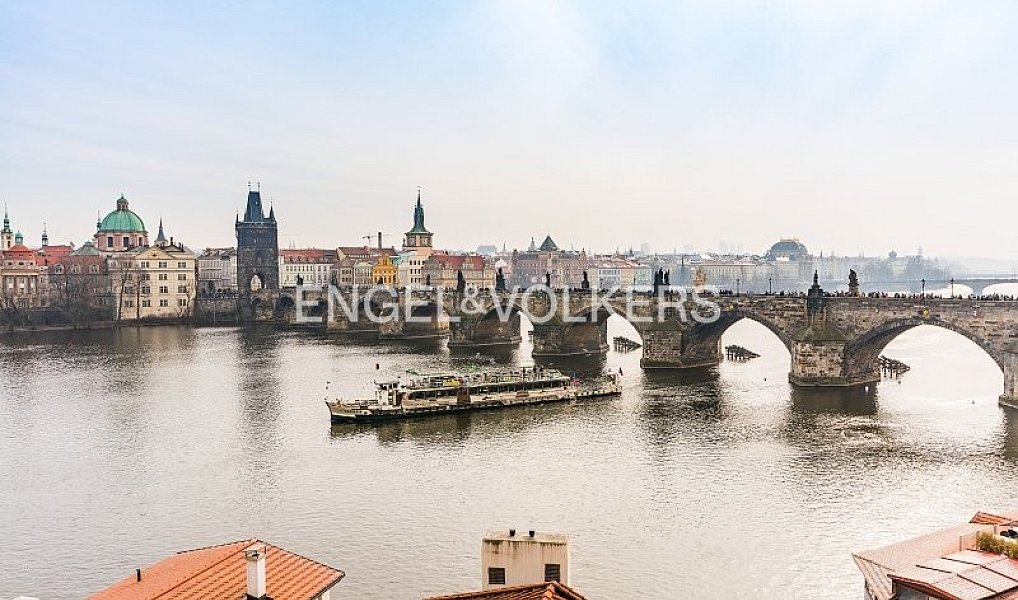 Pronájem bytu 3+1 110 m², Praha – náhled fotky 9