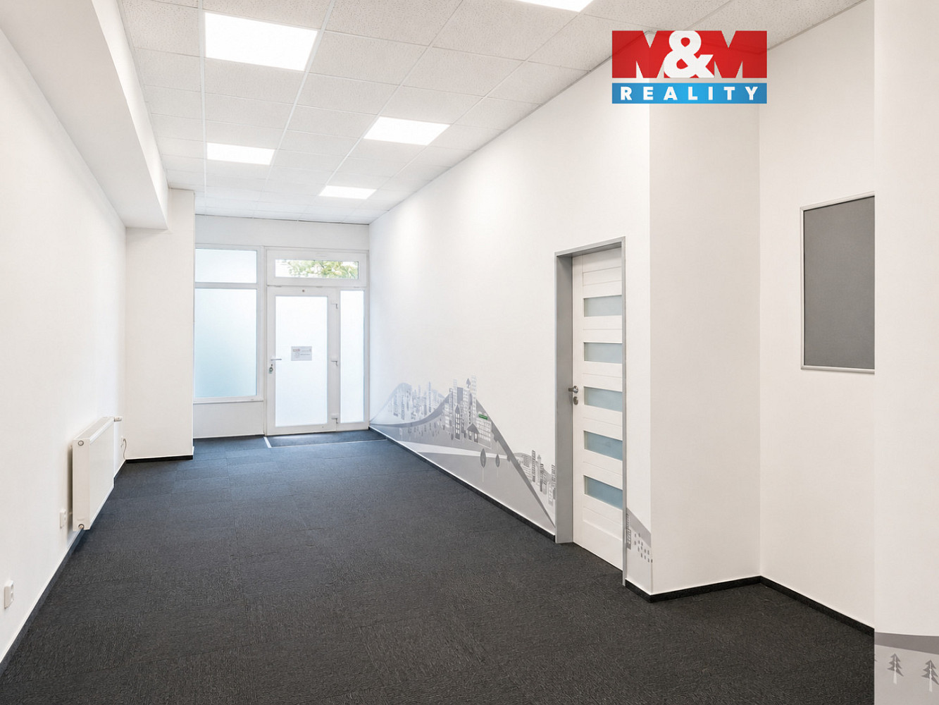 Pronájem obchodních prostor 81 m² — photo 2