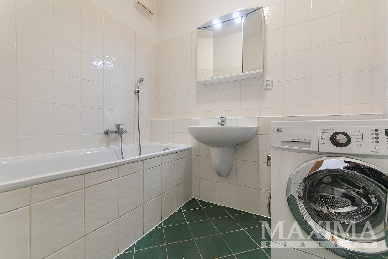 Pronájem bytu 1+kk 41 m² – fotografie 4