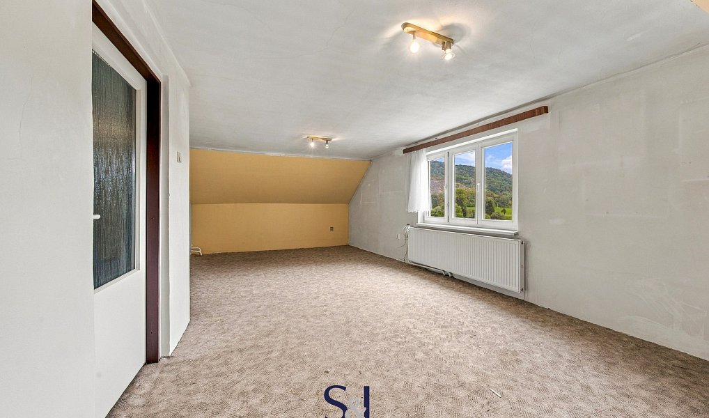 Prodej domu 233 m² s pozemkem 447 m², Dobkovice – náhled fotky 30