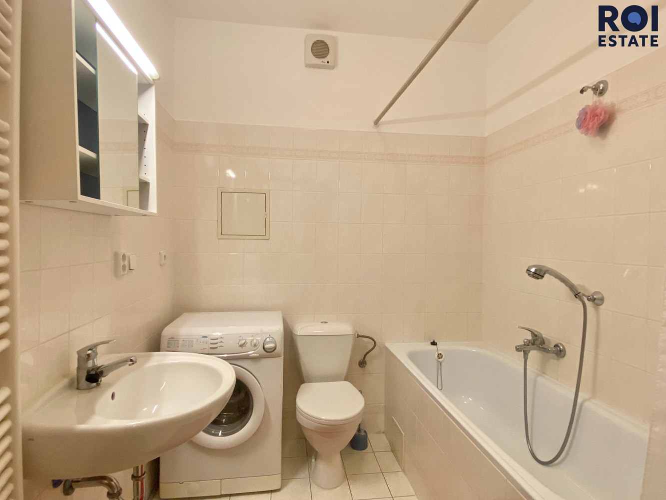 Pronájem bytu 1+kk 37 m² — photo 3