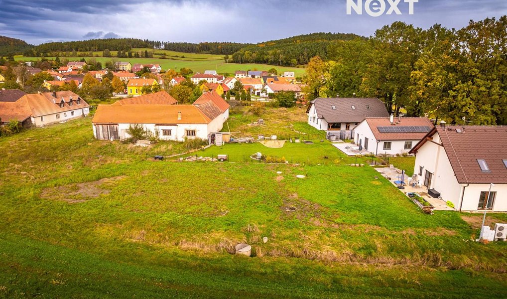 Prodej stavebního pozemku 932 m², Nová Ves – náhled fotky 9