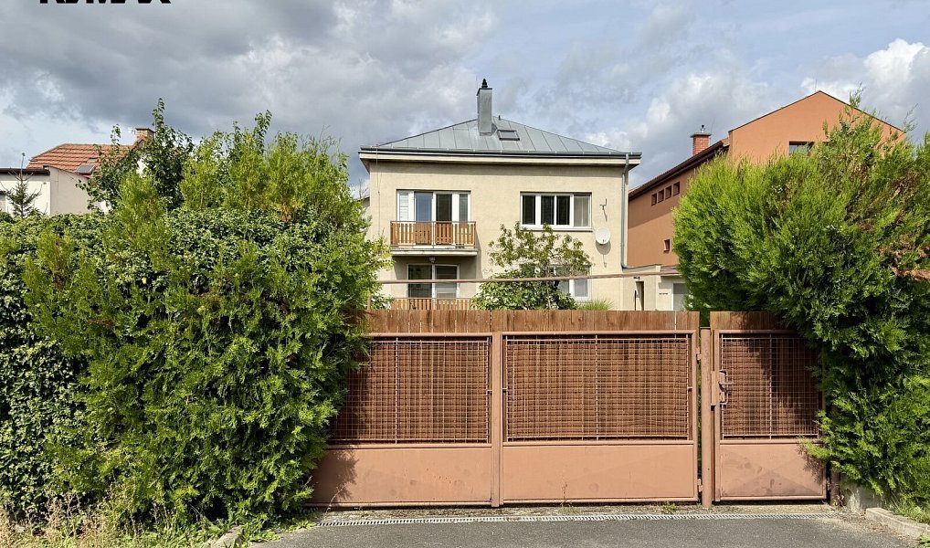 Prodej domu 258 m² s pozemkem 567 m², Praha – náhled fotky 34