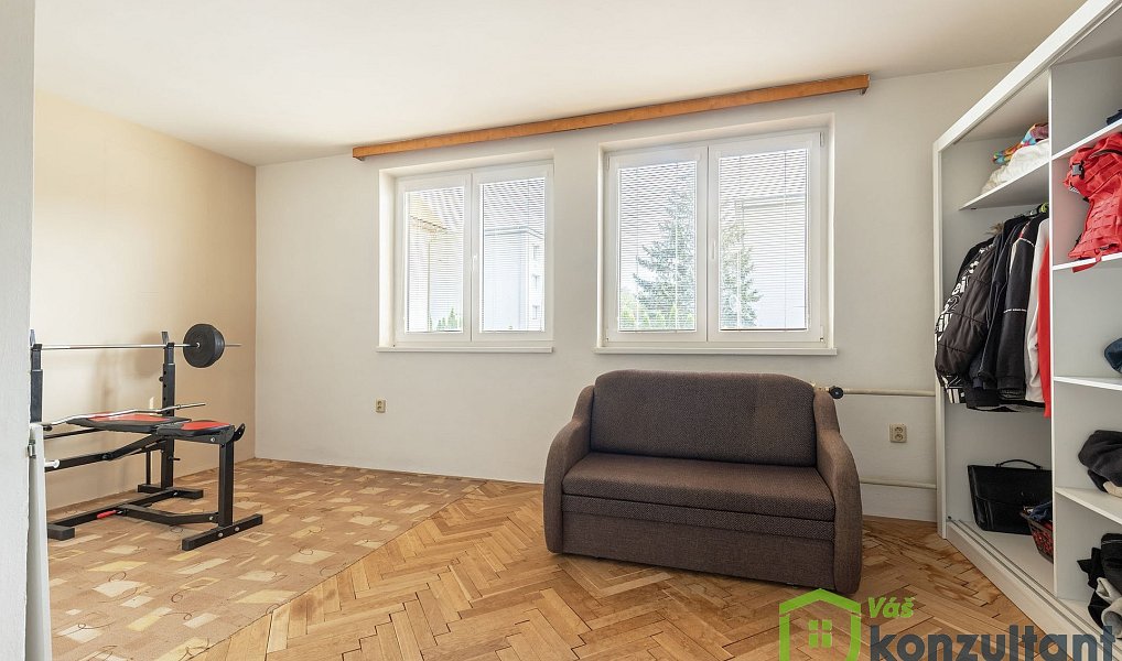 Prodej domu 313 m² s pozemkem 2 133 m², Střelice – náhled fotky 7