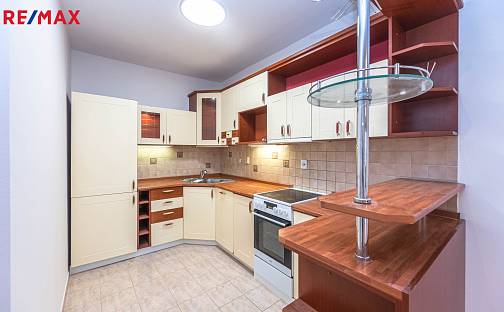 Pronájem bytu 2+kk 69 m², Semilská, Praha 9 - Kbely