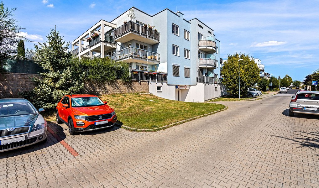 Prodej bytu 2+kk 51 m², Praha – náhled fotky 20