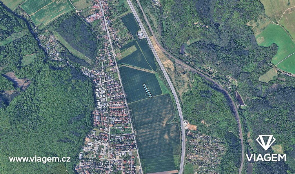 Prodej pole 715 m², Česká – náhled fotky 3