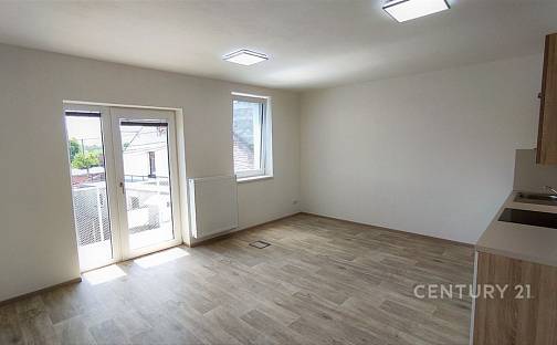 Pronájem bytu 1+kk 32 m², Urbáškova, Bučovice - Vícemilice, okres Vyškov