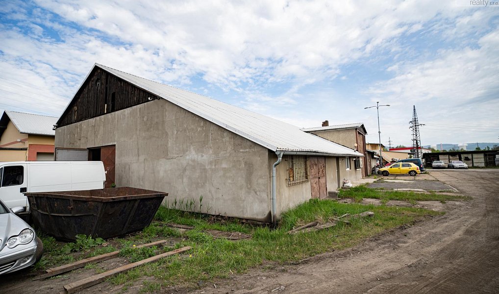 Prodej skladovacích prostor 1 652 m², Horní Jiřetín – náhled fotky 19