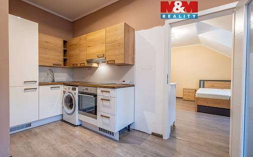 Pronájem bytu 2+kk 49 m², Moskevská, Karlovy Vary