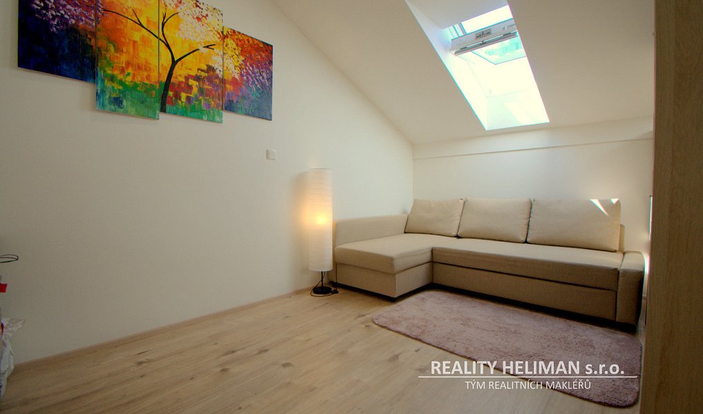 Prodej bytu 1+kk 40 m², Kladno – náhled fotky 6