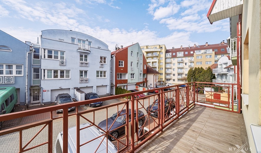 Prodej domu 245 m² s pozemkem 159 m², Praha – náhled fotky 32