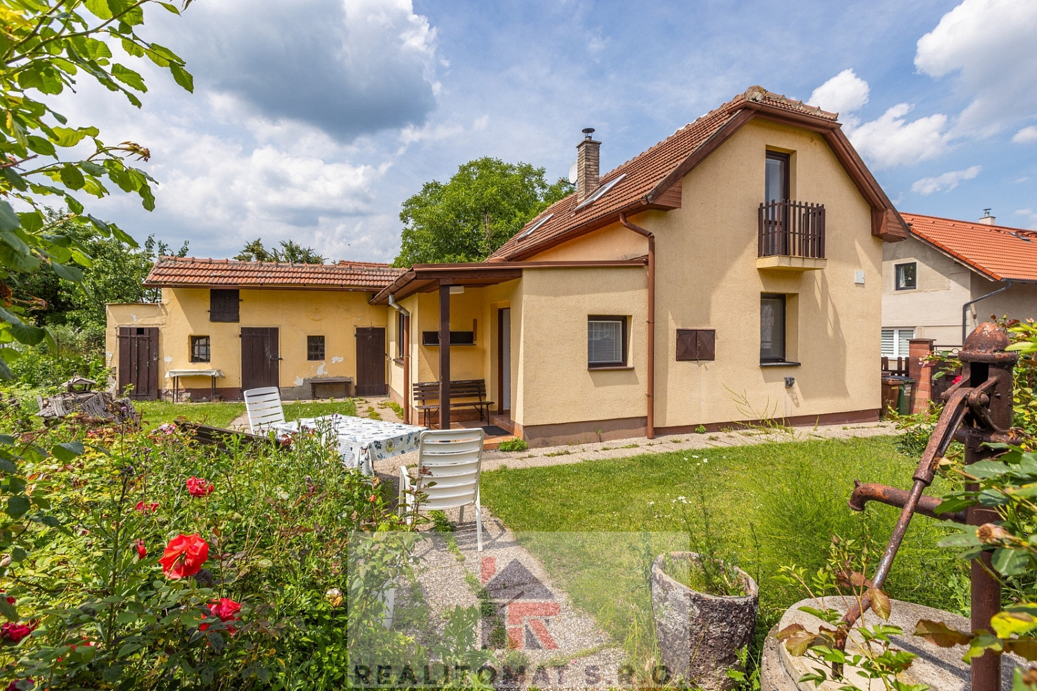 Prodej domu 130 m² s pozemkem 812 m² – fotografie 3
