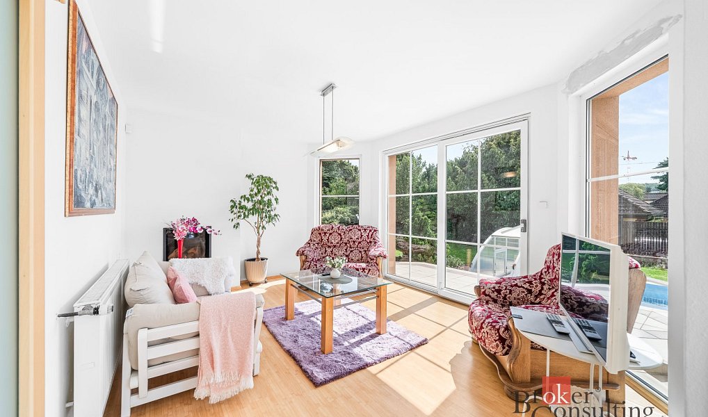 Prodej domu 322 m² s pozemkem 1 262 m², Plzeň – náhled fotky 5