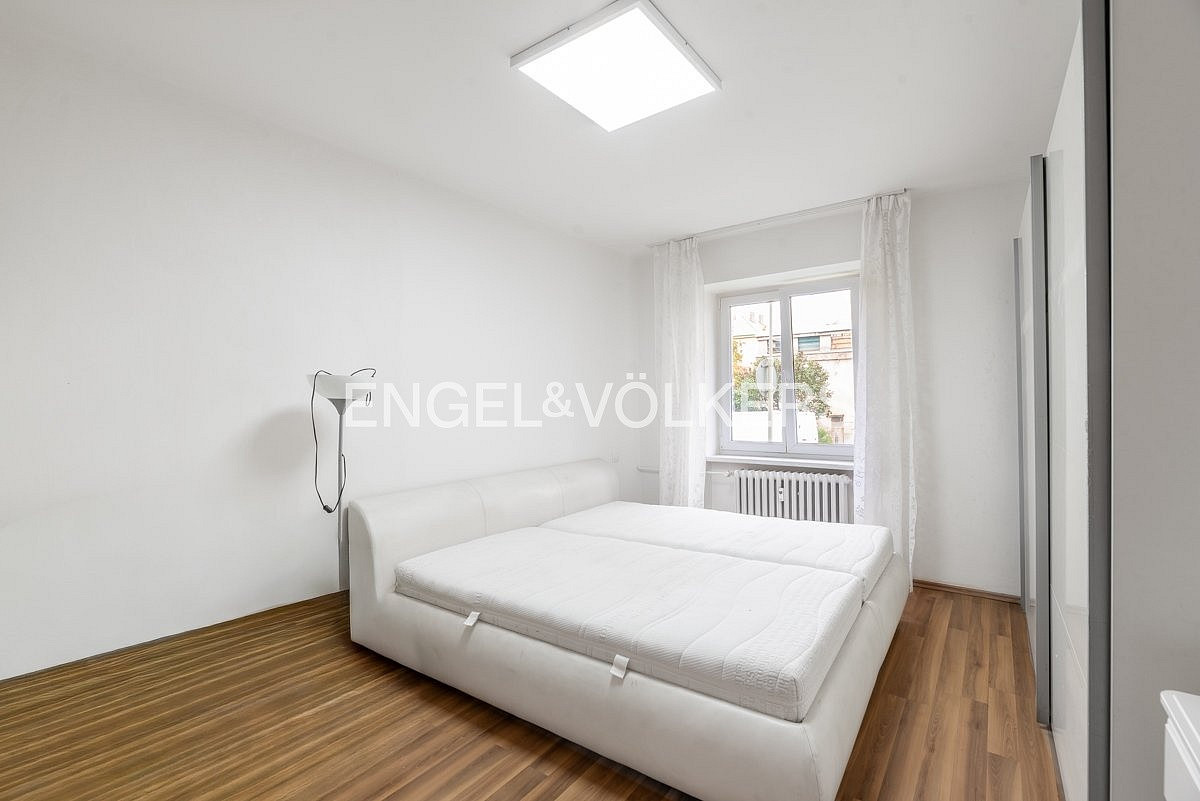 Pronájem bytu 2+1 60 m² – fotografie 4