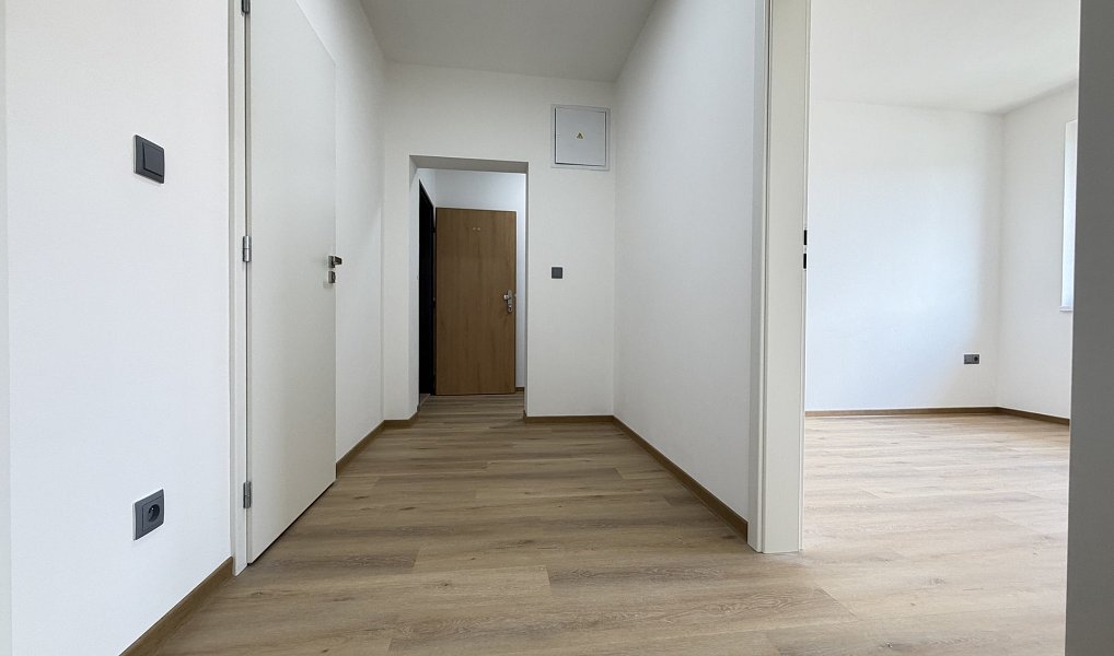 Pronájem bytu 2+kk 48 m², Napajedla – náhled fotky 8