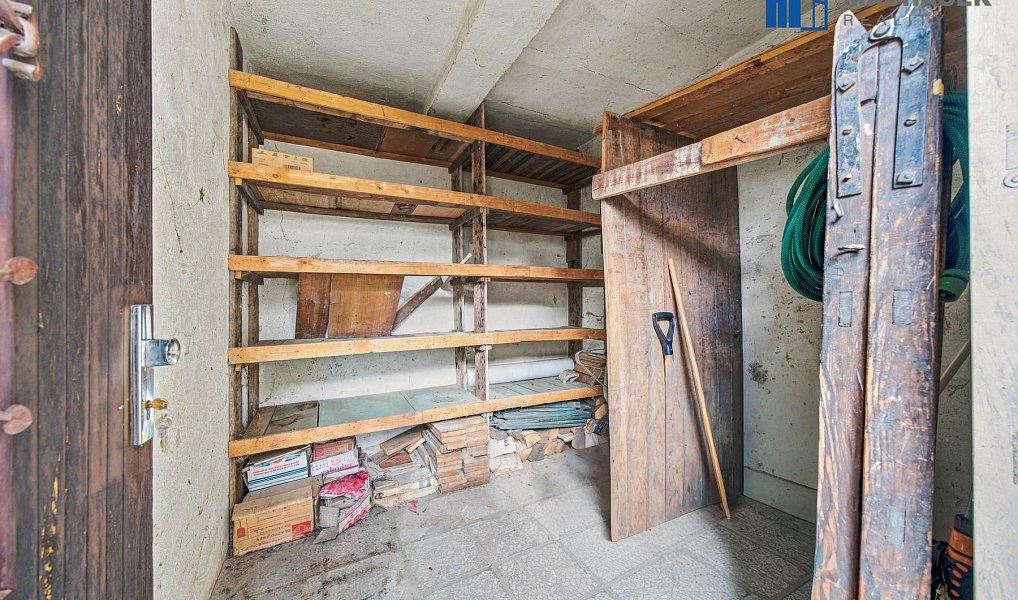 Prodej domu 161 m² s pozemkem 293 m², Zabrušany – náhled fotky 42