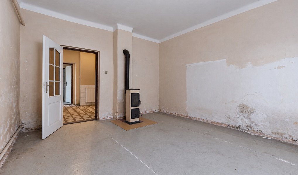 Prodej domu 120 m² s pozemkem 877 m², Lužice – náhled fotky 7