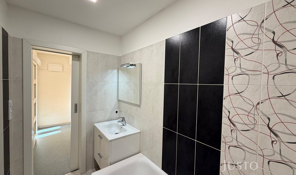 Pronájem bytu 2+kk 42 m², Jablonec nad Nisou – náhled fotky 9