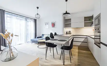 Pronájem bytu 2+kk 55 m², Sokolovská, Praha 8 - Karlín