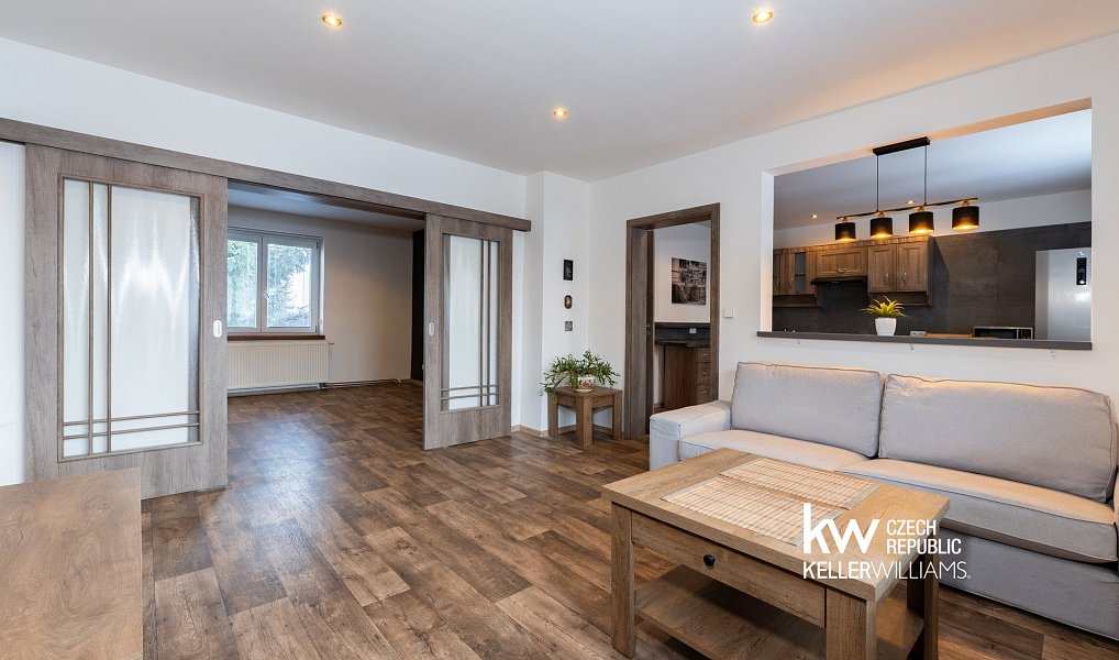 Prodej domu 176 m² s pozemkem 469 m², Dubí – náhled fotky 29