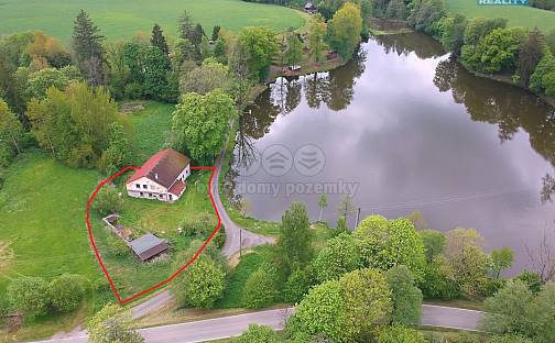 Prodej domu 290 m² s pozemkem 1 986 m², Těchobuz, okres Pelhřimov