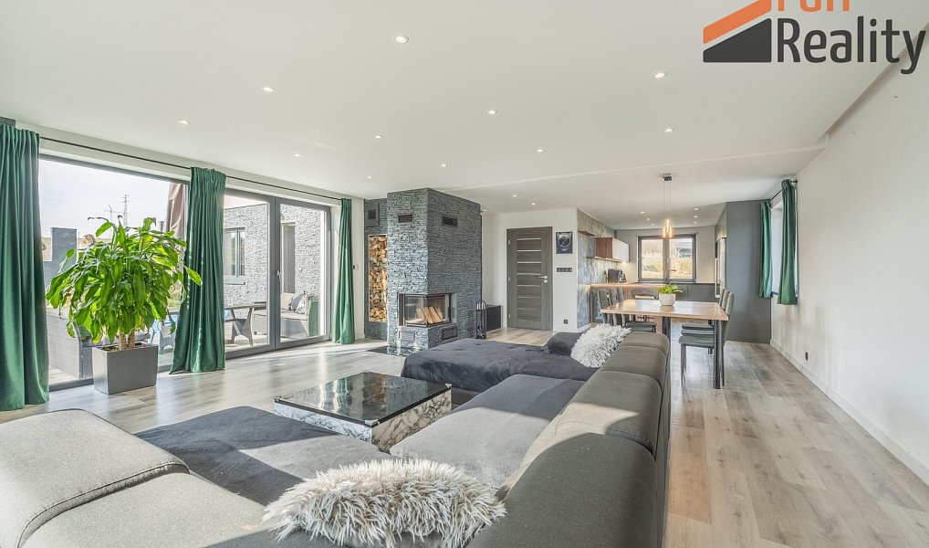 Prodej domu 210 m² s pozemkem 3 132 m², Štěchovice – náhled fotky 3
