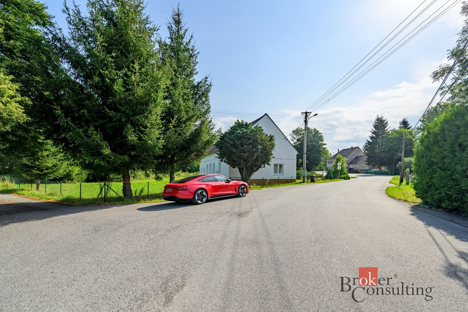 Prodej domu 240 m² s pozemkem 888 m² – fotografie 3