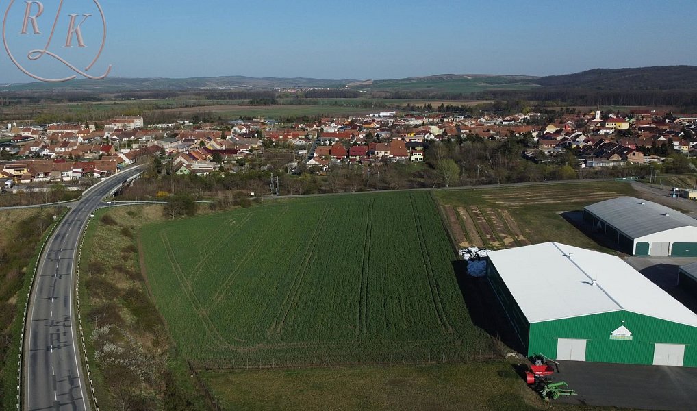 Prodej komerčního pozemku 2 380 m², Vranovice – náhled fotky 5