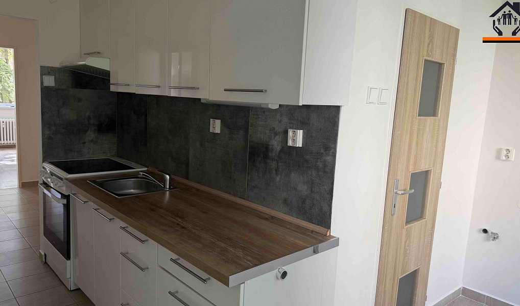 Pronájem bytu 3+1 75 m², Ostrava – náhled fotky 2