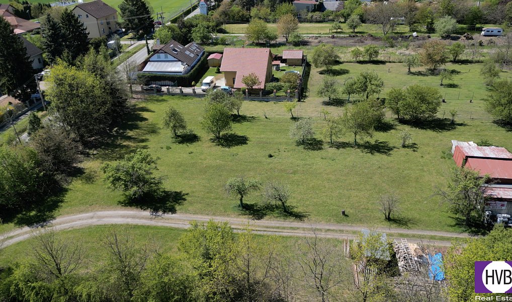 Prodej stavebního pozemku 731 m², Bašť – náhled fotky 6