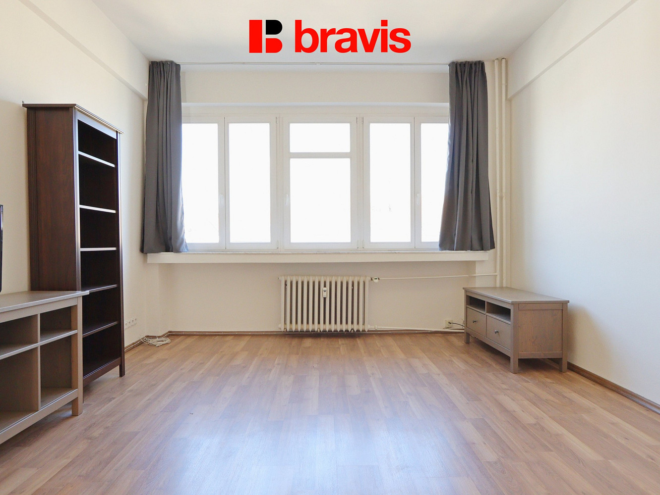 Pronájem bytu 2+1 72 m² – fotografie 3